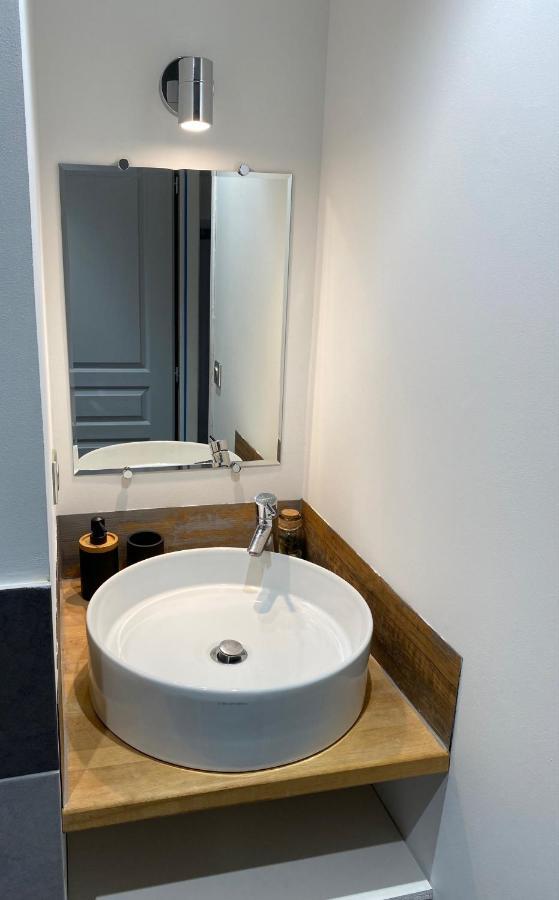 La Bruyere Apartment Rochefort du Gard Bagian luar foto